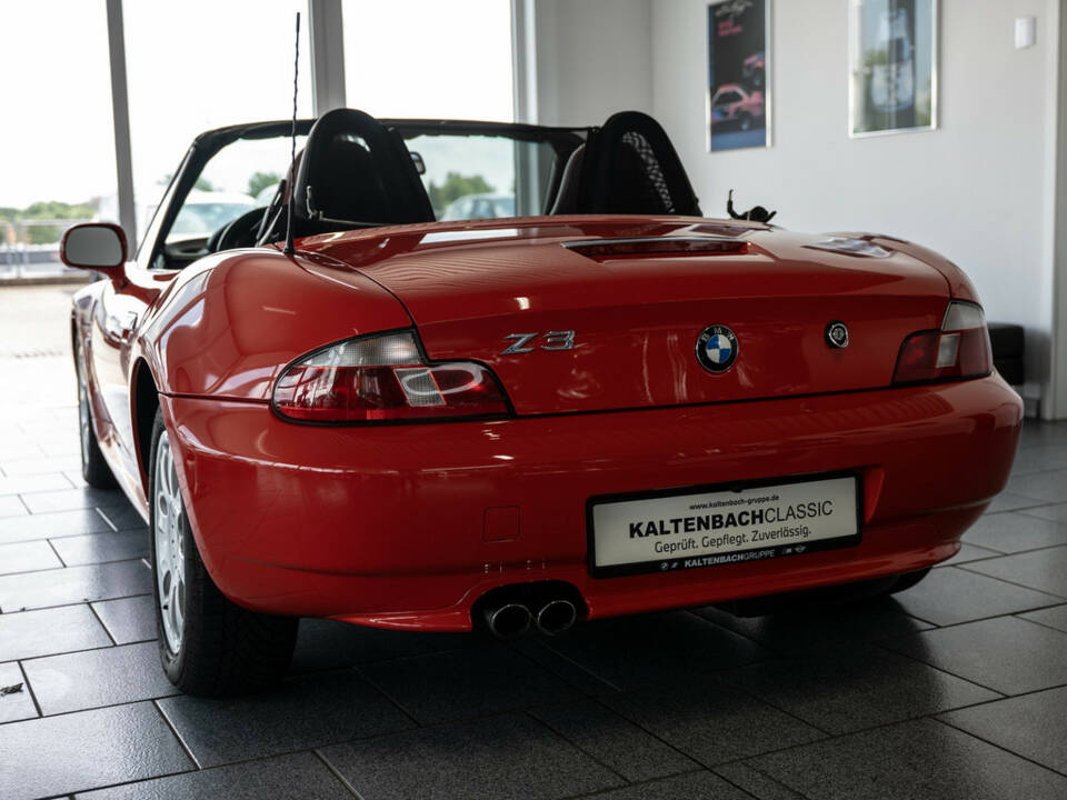 Immagine 4/21 di BMW Z3 2.0 (1999)