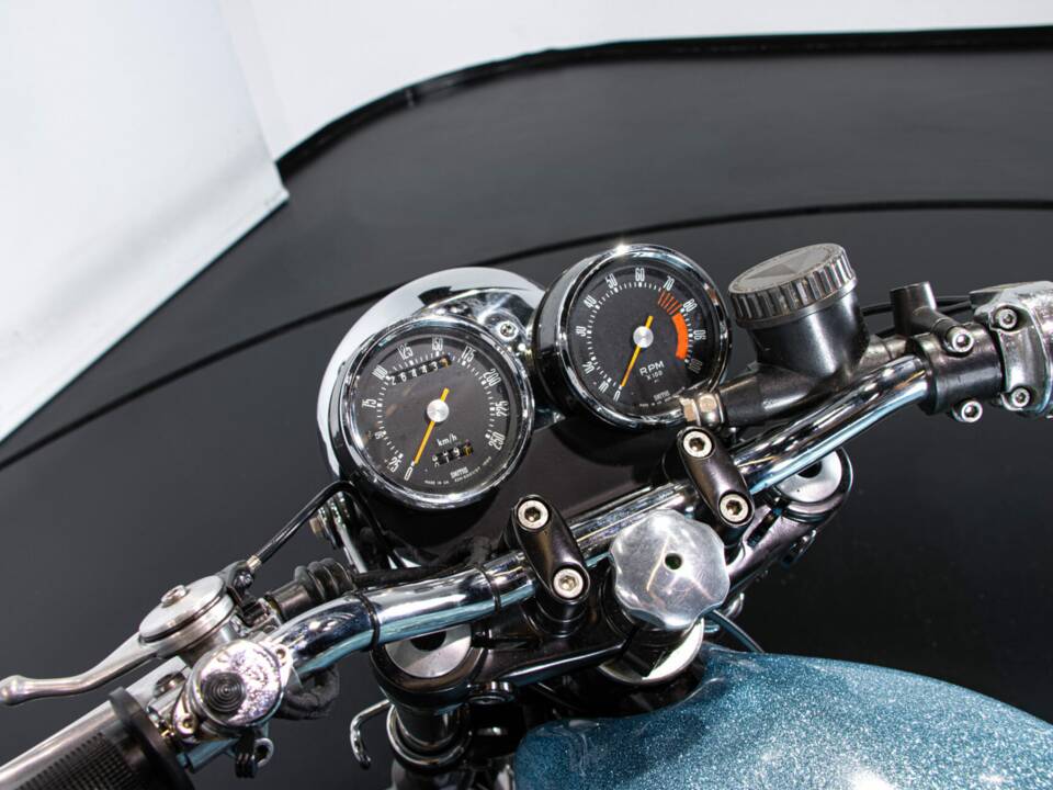 Image 44/50 of Ducati 750 GT (1972)
