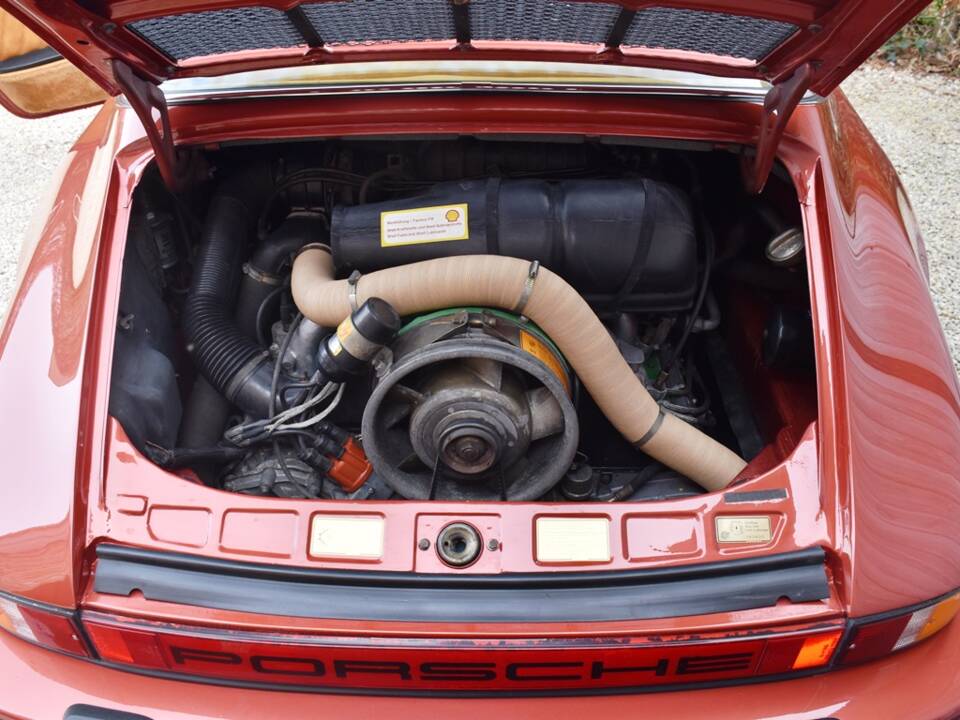 Immagine 37/42 di Porsche 911 2.7 (1977)