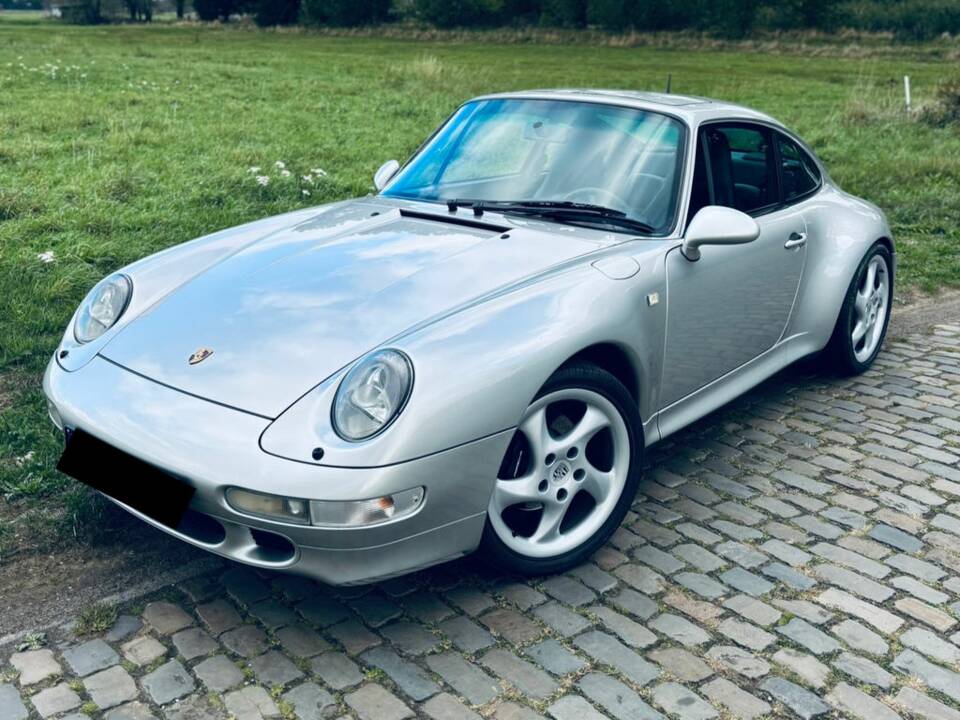 Image 1/8 de Porsche 911 Carrera S (1997)