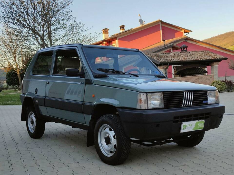 Imagen 1/32 de FIAT Panda 4x4 1,0 (1989)