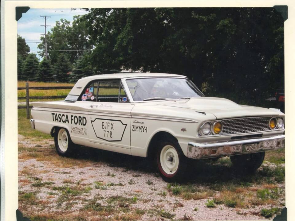 Bild 68/89 von Ford Fairlane 500 (1963)
