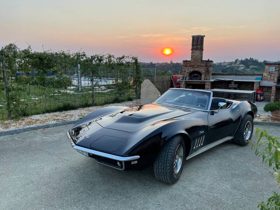 Imagen 2/4 de Chevrolet Corvette Stingray (1969)