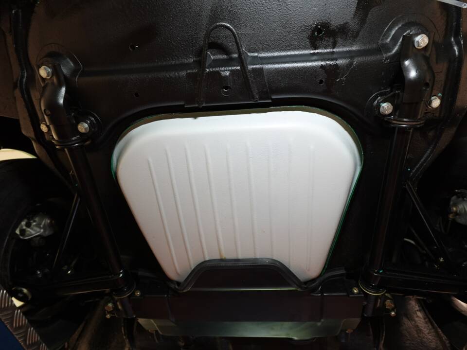 Bild 39/46 von Porsche 911 2.4 T (1973)
