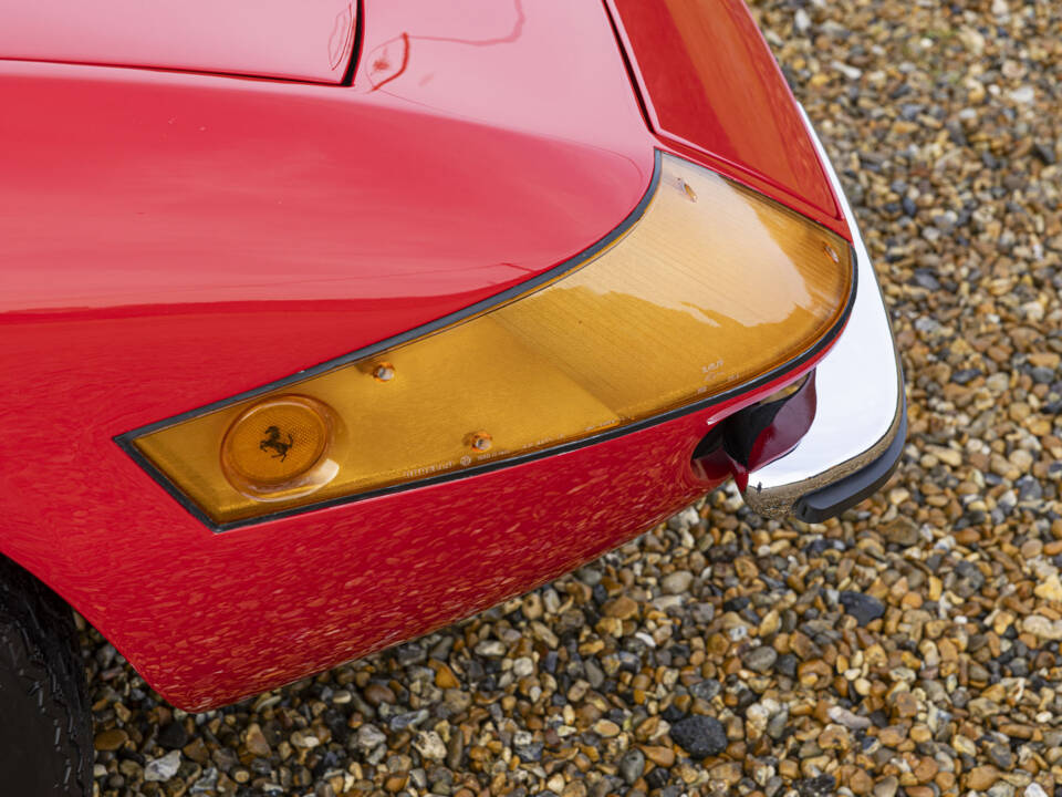 Imagen 36/40 de Ferrari 365 GTB&#x2F;4 Spyder (1973)