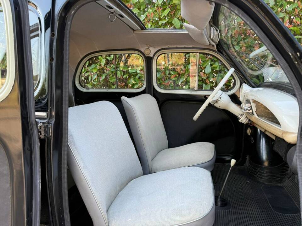 Afbeelding 7/18 van Renault 4 CV (1956)