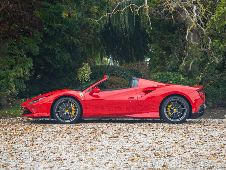 Bild 8/43 von Ferrari F8 Spider (2020)