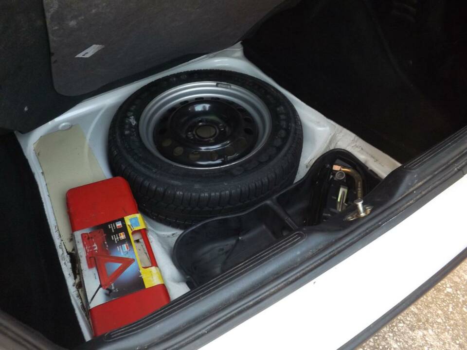 Afbeelding 31/50 van SEAT Cordoba 1.6i (1994)