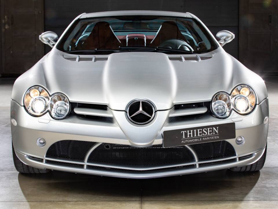 Bild 2/29 von Mercedes-Benz SLR McLaren (2004)
