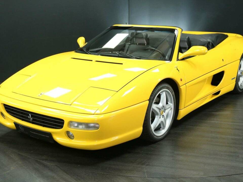 Bild 1/30 von Ferrari F 355 Spider (1998)