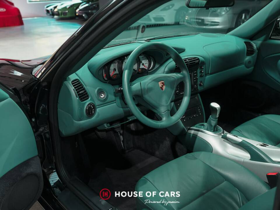 Bild 14/24 von Porsche 911 Carrera 4 (2000)