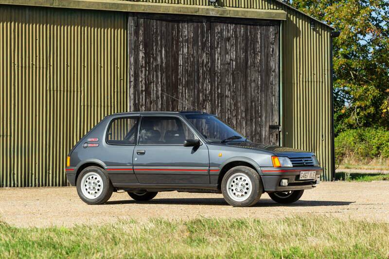 Imagen 32/50 de Peugeot 205 GTi 1.6 (1989)