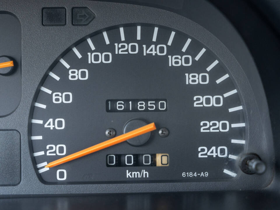 Image 40/80 of Honda CRX (1991)