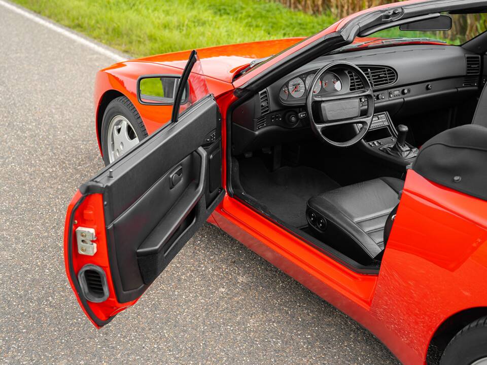 Bild 19/43 von Porsche 944 Turbo (1991)