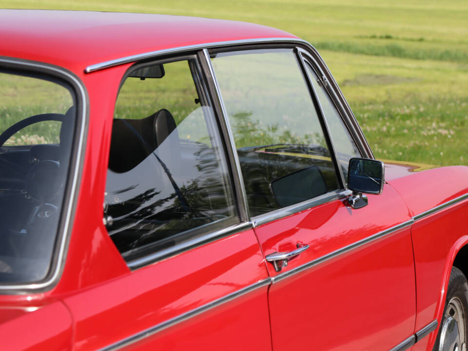 Image 22/50 of BMW 2002 (1970)