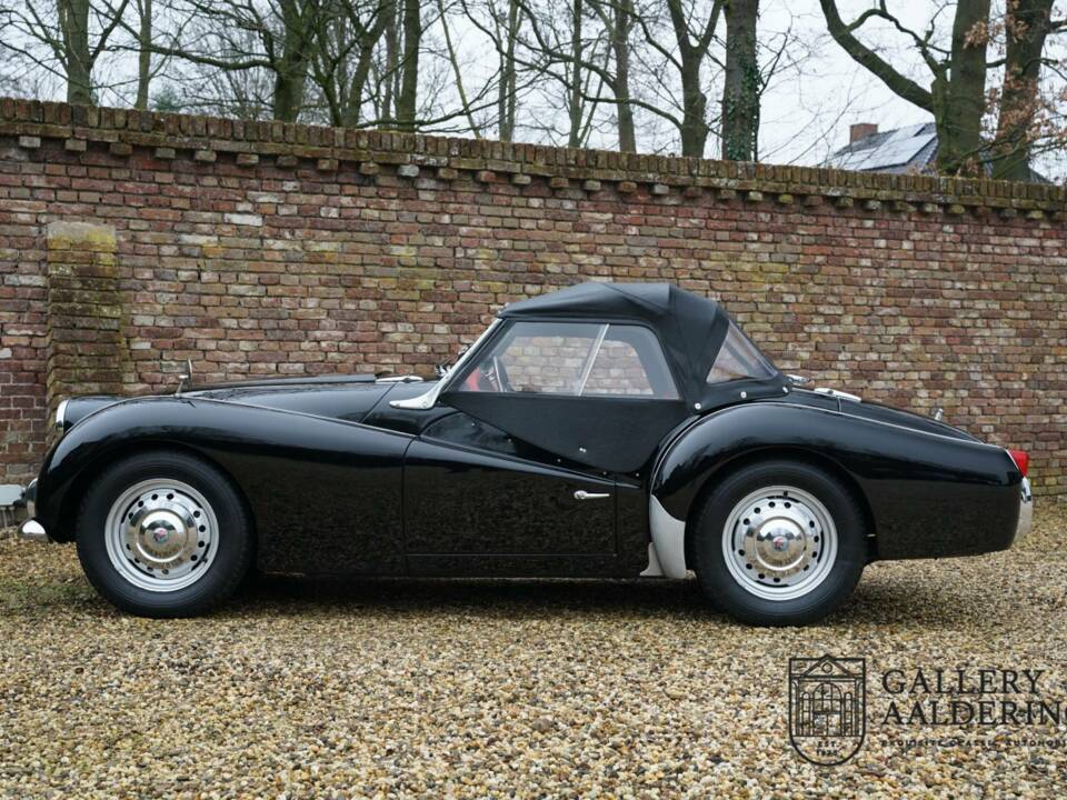 Bild 12/13 von Triumph TR 3A (1959)