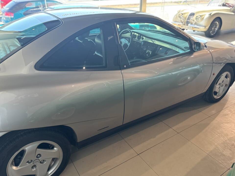 Immagine 6/21 di FIAT Coupé 1.8 16V (1997)