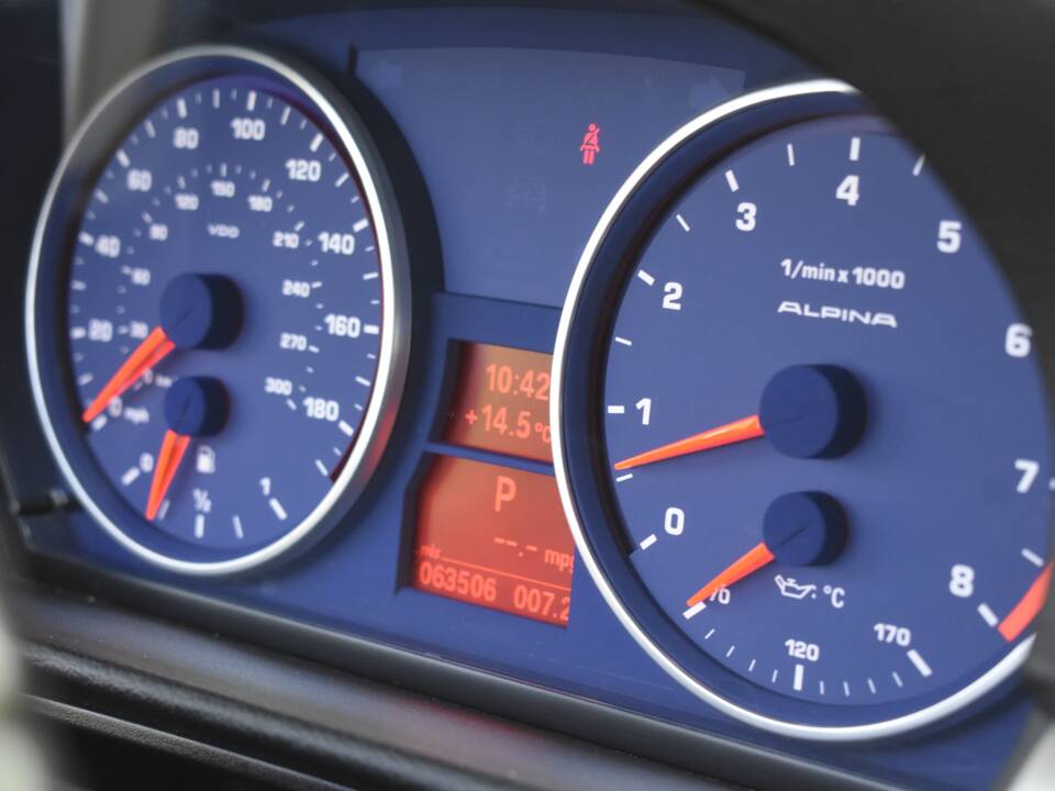 Bild 9/19 von ALPINA B3 Bi-Turbo (2008)