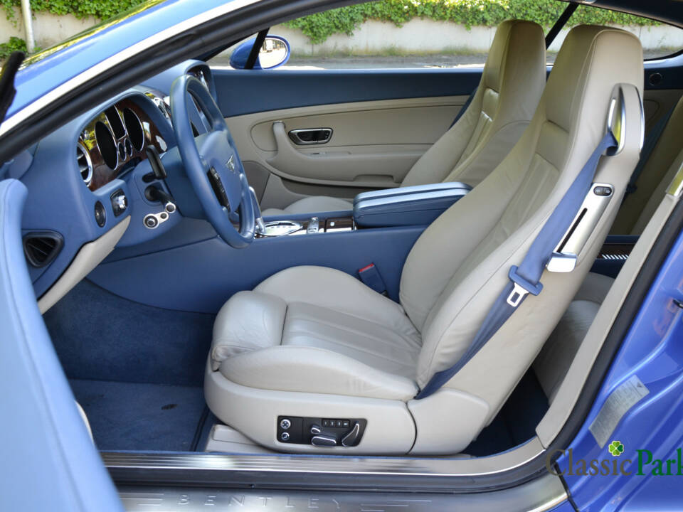 Image 10/50 of Bentley Continental GT (2005)