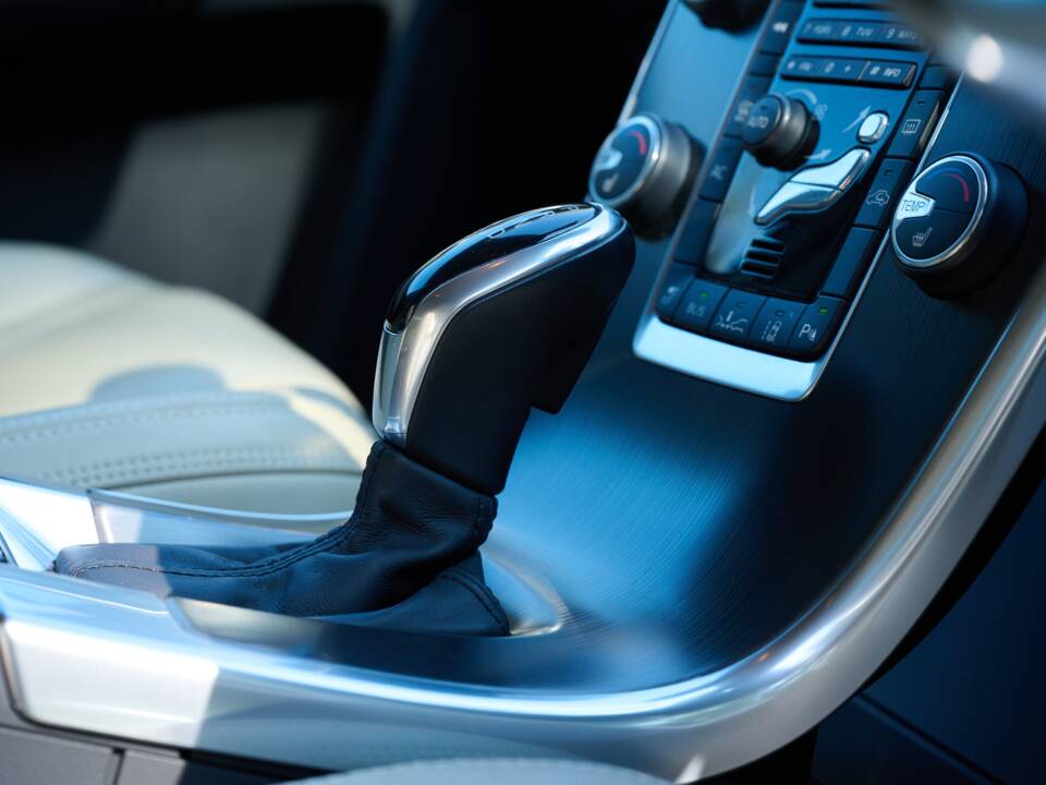 Image 9/50 of Volvo XC60 T5 (2013)