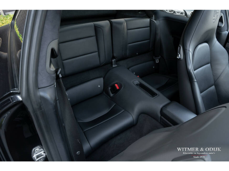 Image 26/38 of Porsche 911 Carrera 4S (2017)