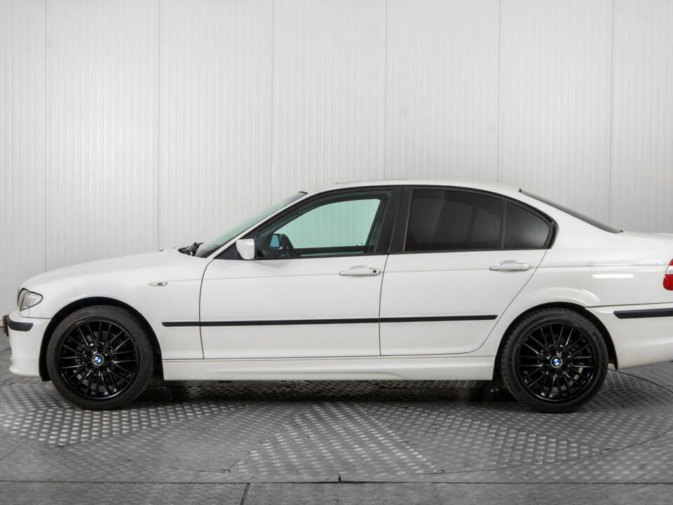 Bild 9/50 von BMW 330xi (2002)