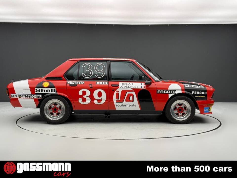 Immagine 4/15 di BMW 528i (1979)