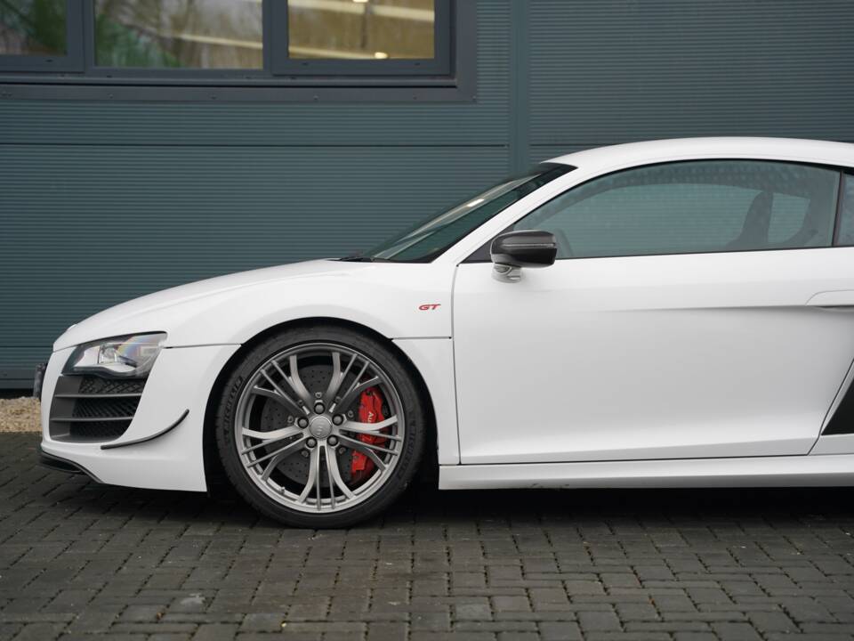 Bild 23/50 von Audi R8 GT (2011)