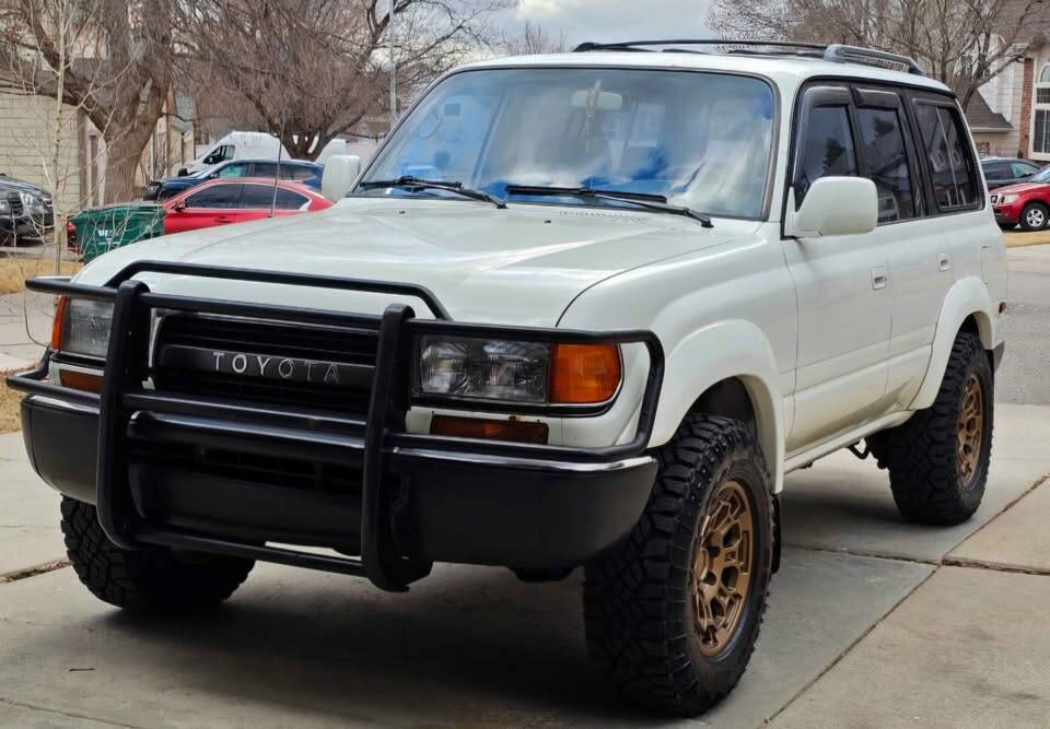 Image 2/48 de Toyota Land Cruiser FJ80 (1992)
