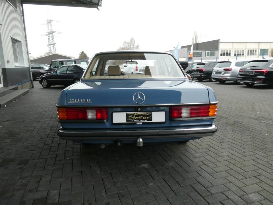 Bild 5/21 von Mercedes-Benz 200 D (1983)