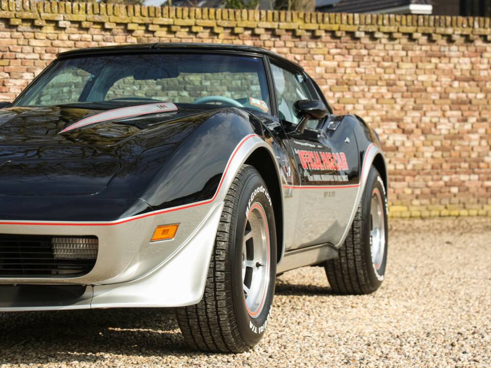 Image 43/50 of Chevrolet Corvette Indy Pace Car (1978)