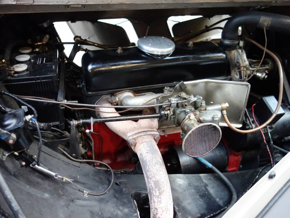 Image 28/43 of Citroën Traction Avant 7 C (1935)