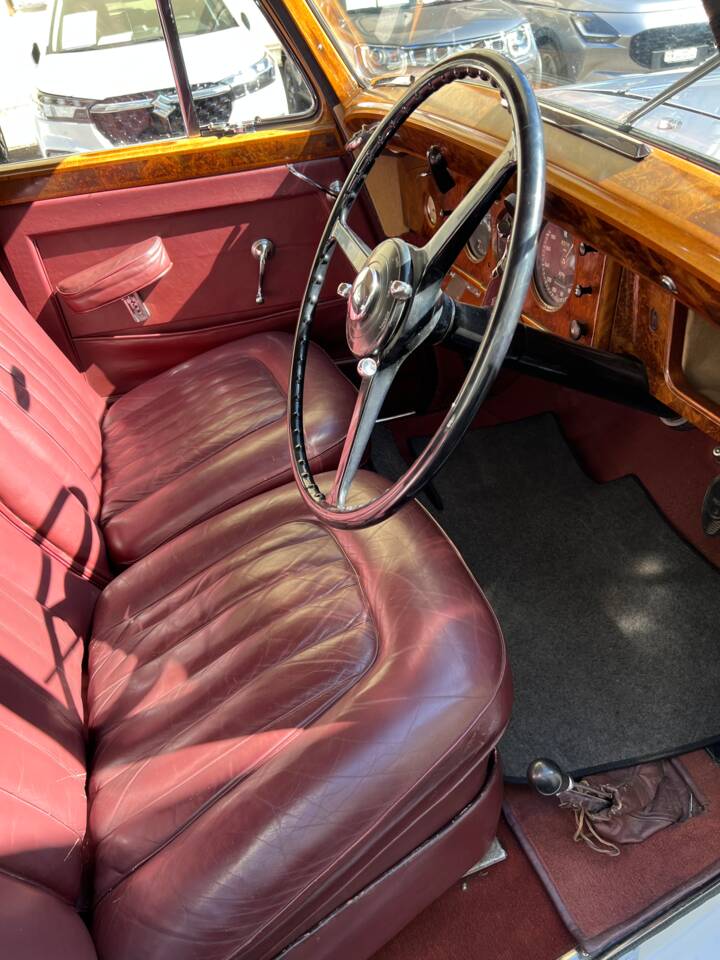 Bild 17/18 von Bentley Mark VI (1950)