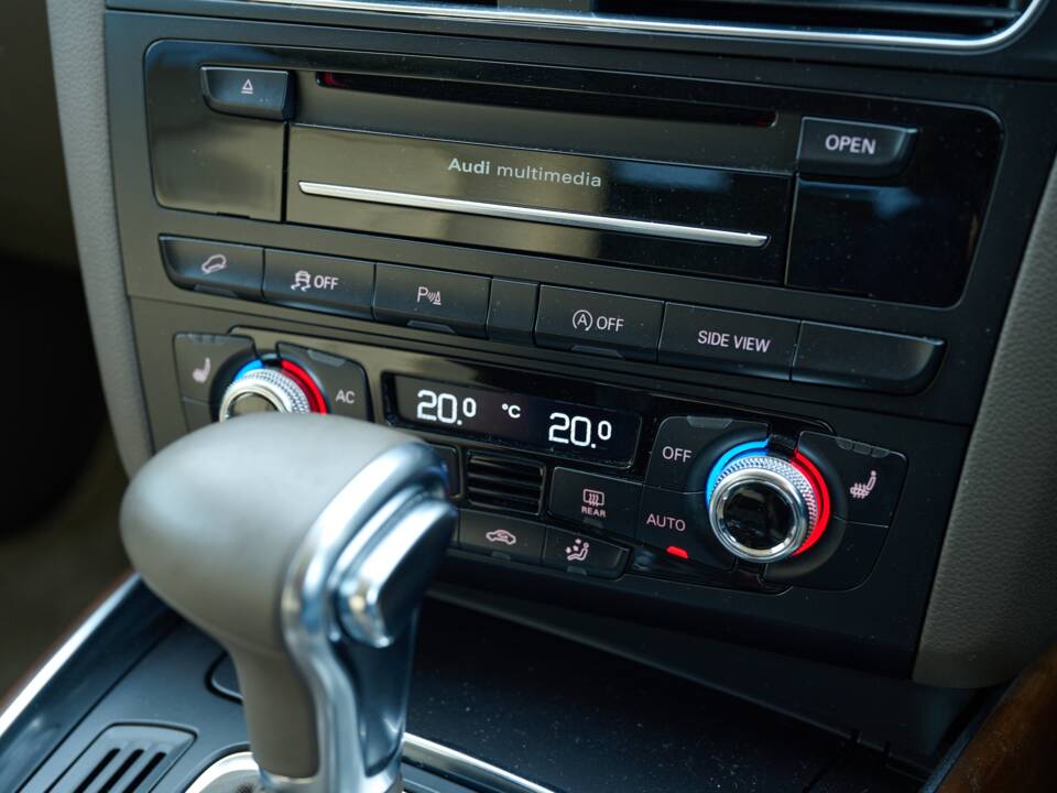 Image 40/50 de Audi Q5 3.0 TFSI (2013)