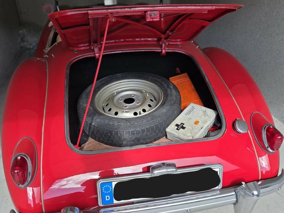 Image 9/17 of MG MGA 1500 (1959)