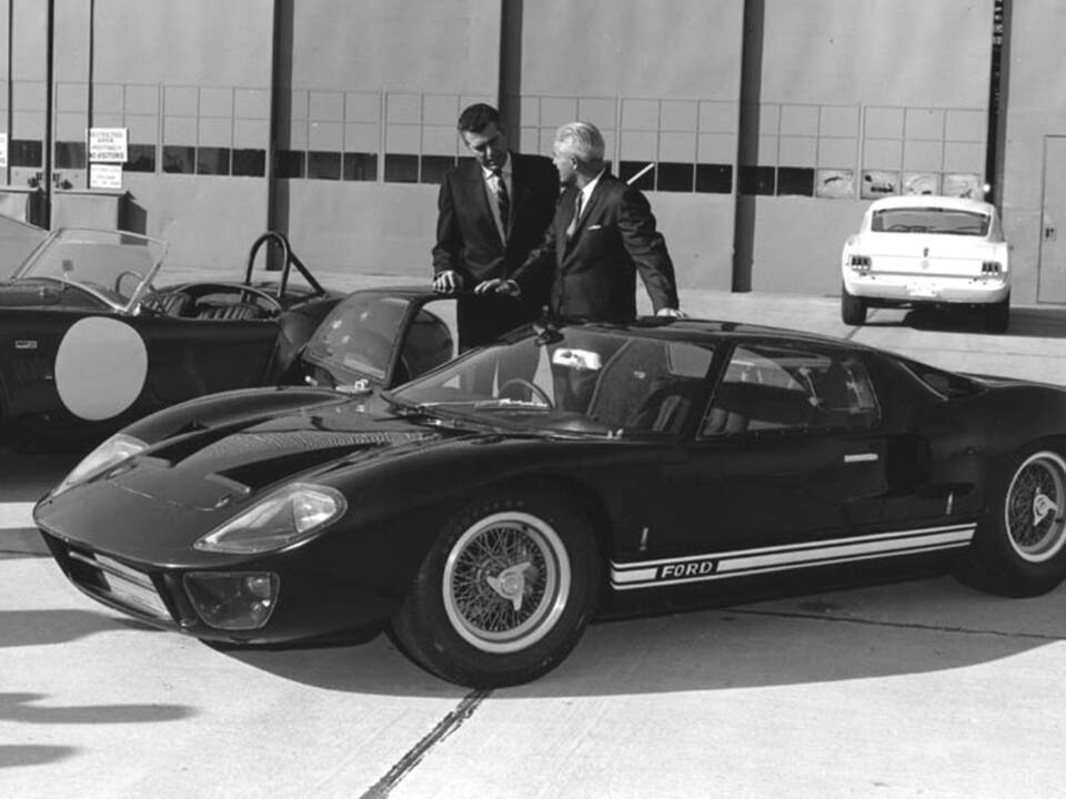 Image 3/21 of Ford GT40 (1965)