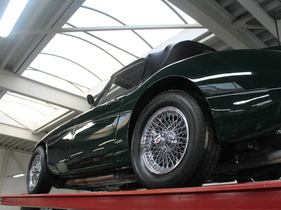 Afbeelding 11/50 van Austin-Healey 3000 Mk III (BJ8) (1966)
