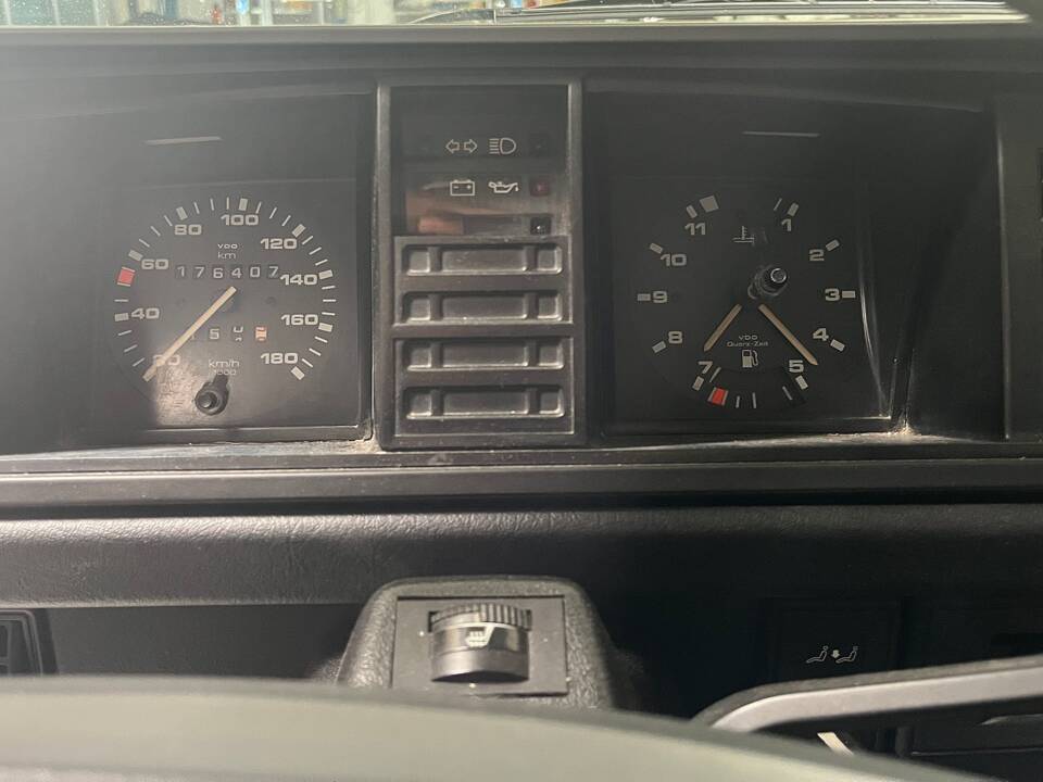 Bild 16/27 von Volkswagen T3 Pritsche 2.1 (1991)