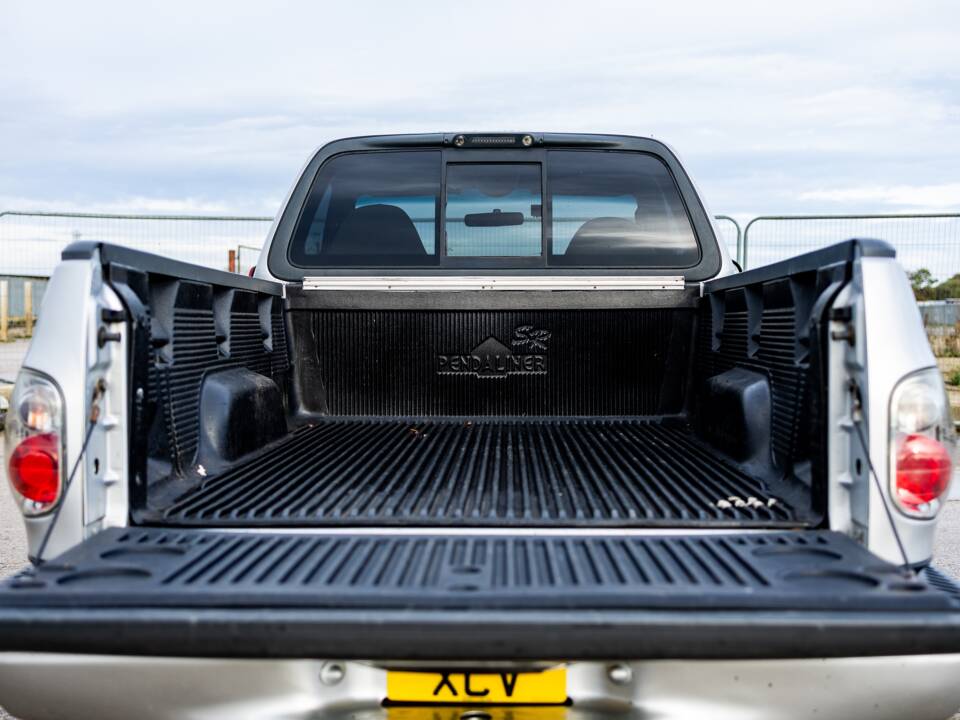 Image 48/50 of Ford F-150 SVT Lightning (2002)