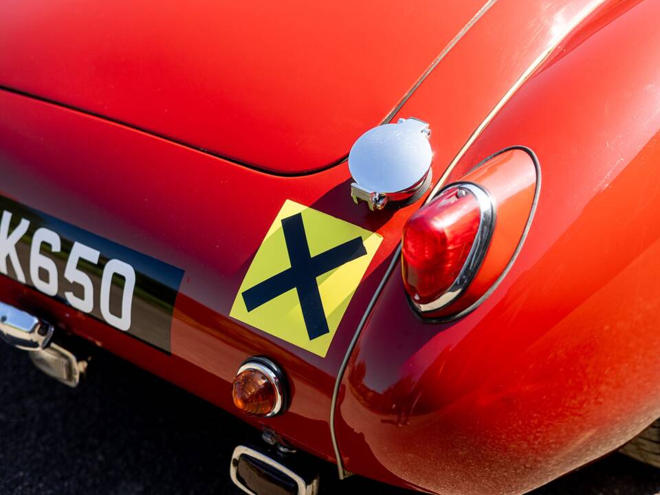 Image 44/50 de MG MGA 1500 (1957)