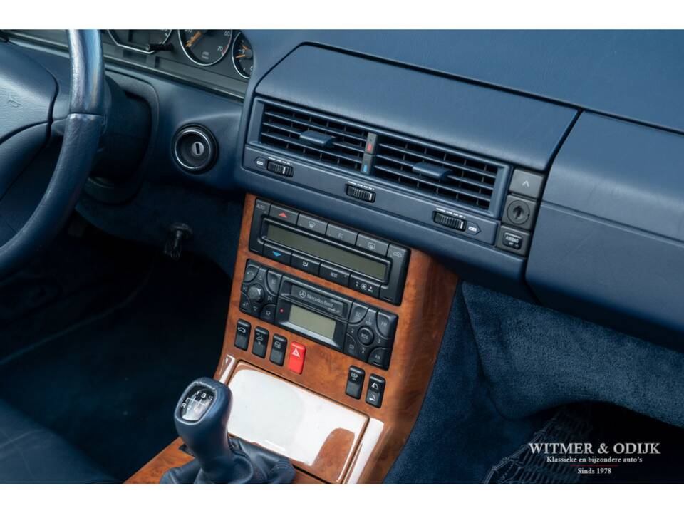 Afbeelding 21/32 van Mercedes-Benz SL 280 (2000)