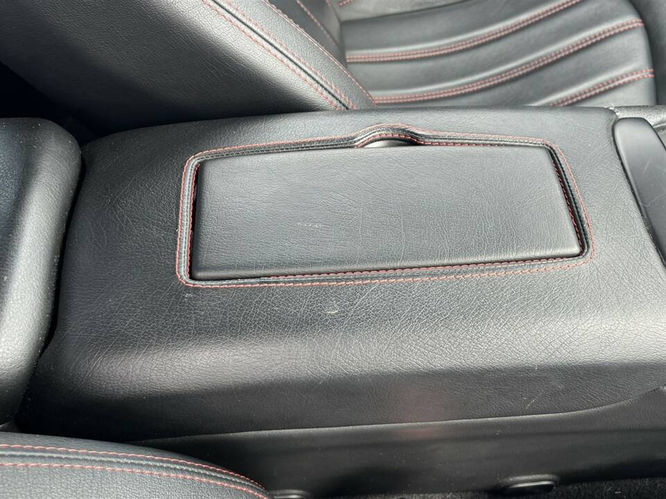 Image 18/42 de Maserati GranCabrio 4.7 (2010)