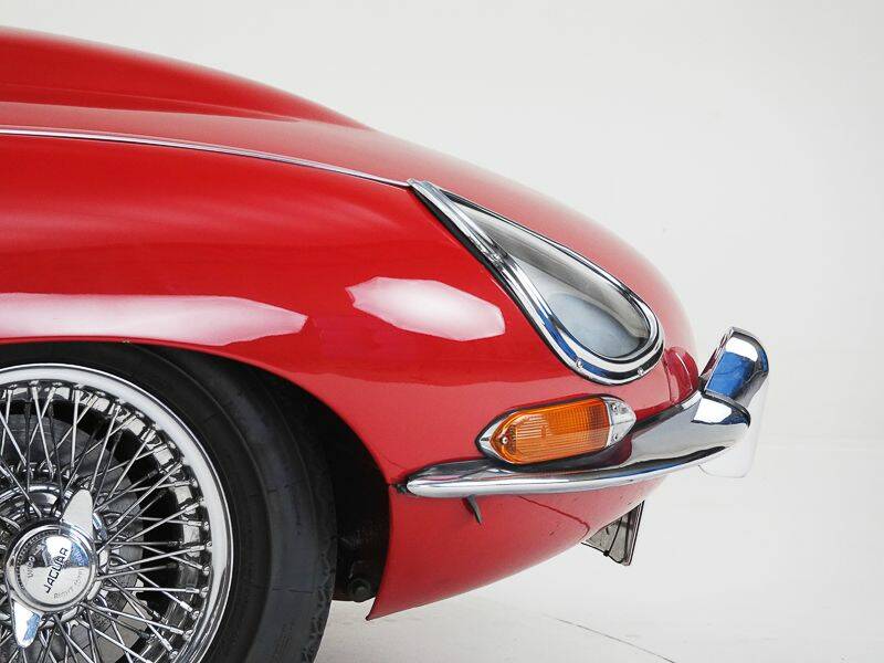 Image 12/15 de Jaguar E-Type "Lightweight" (1963)