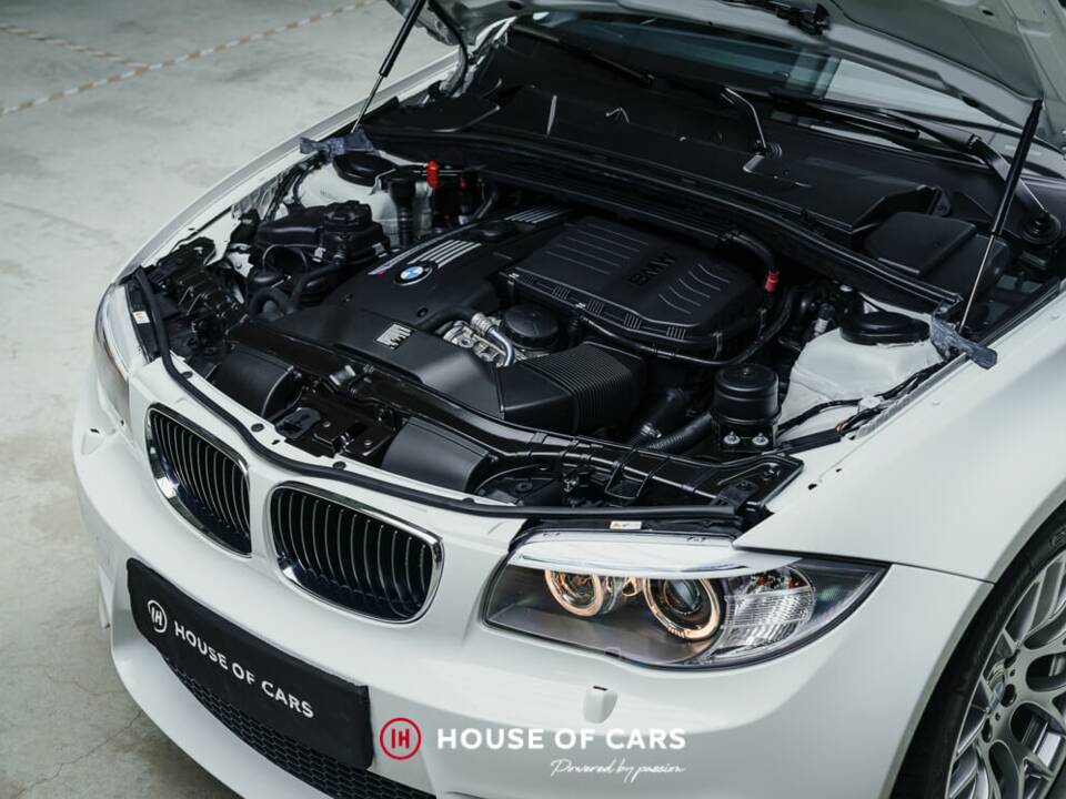 Image 13/25 of BMW 1 Series M Coupé (2011)