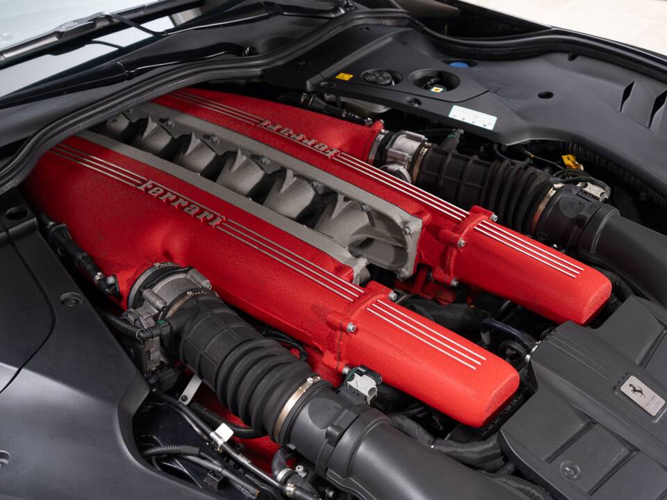 Imagen 40/40 de Ferrari F12berlinetta (2014)