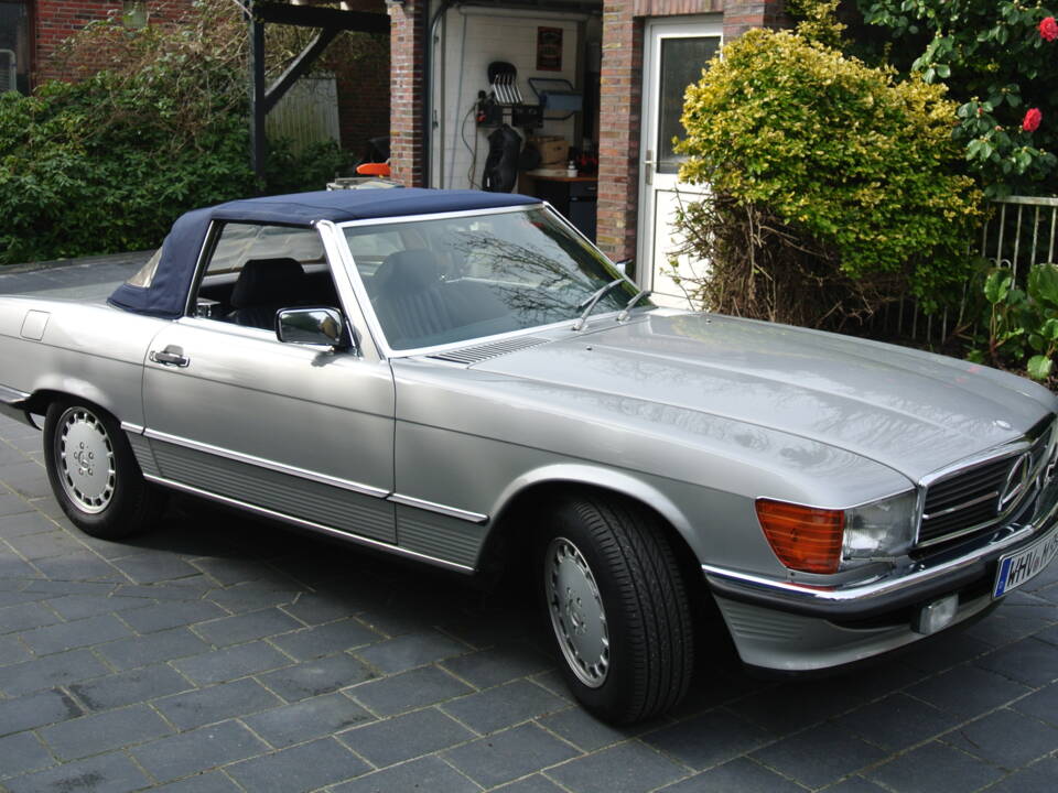 Image 17/23 de Mercedes-Benz 300 SL (1986)
