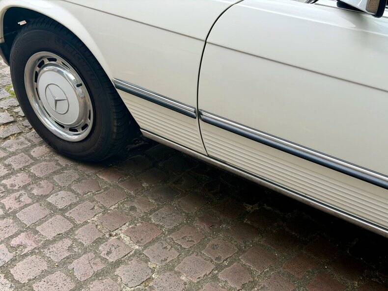 Image 21/50 of Mercedes-Benz 280 SL (1984)