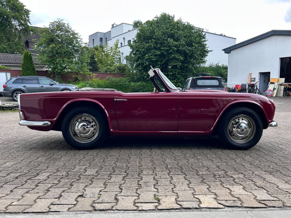Image 25/26 of Triumph TR 4 (1965)