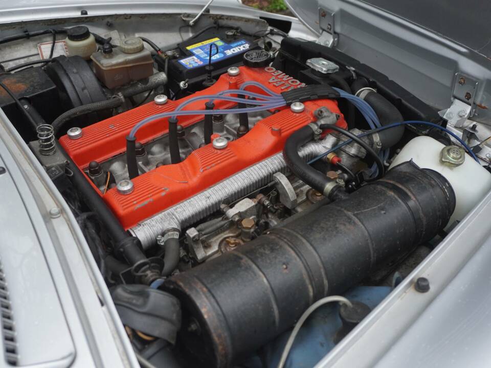 Bild 17/19 von Alfa Romeo 1.6 Spider (1990)