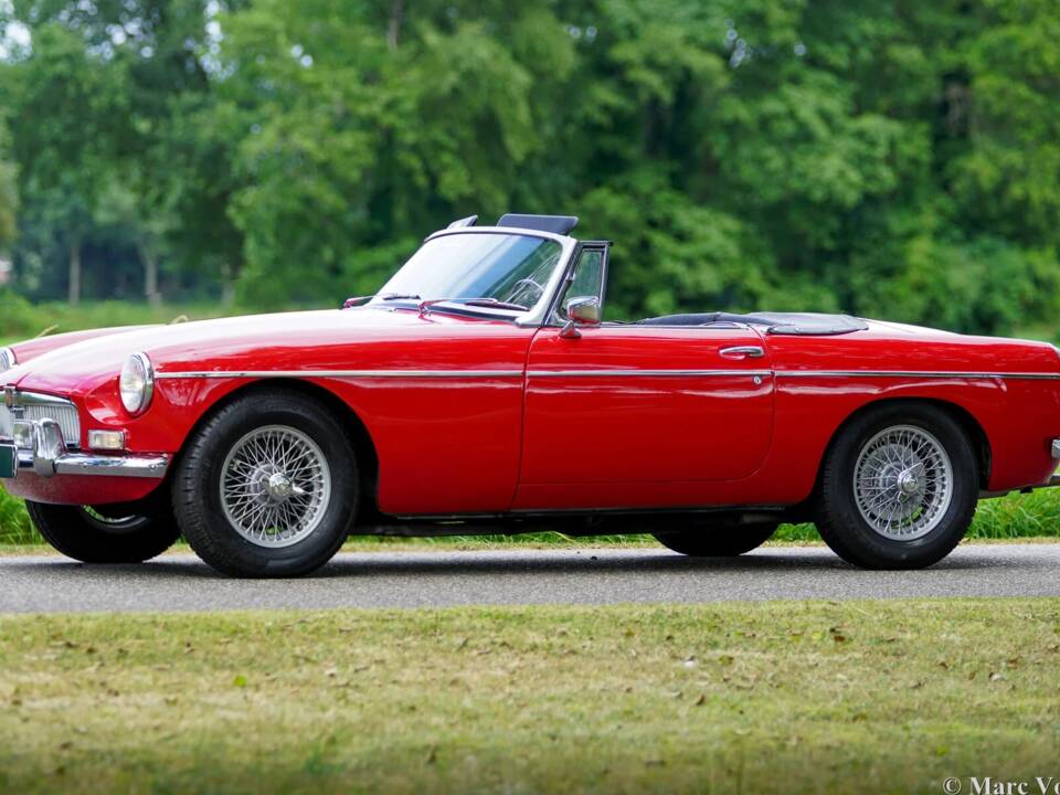 Image 10/39 de MG MGB (1964)